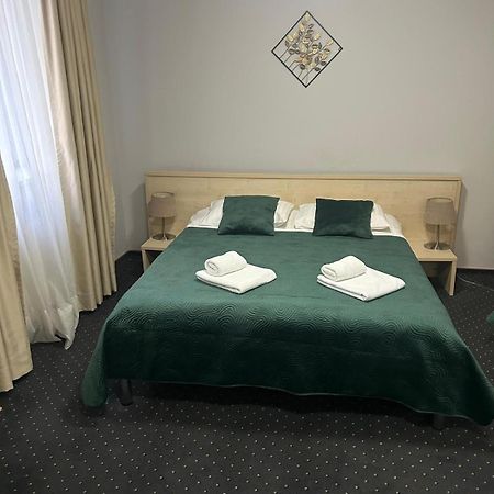 Hotel Pacific Timisoara Luaran gambar
