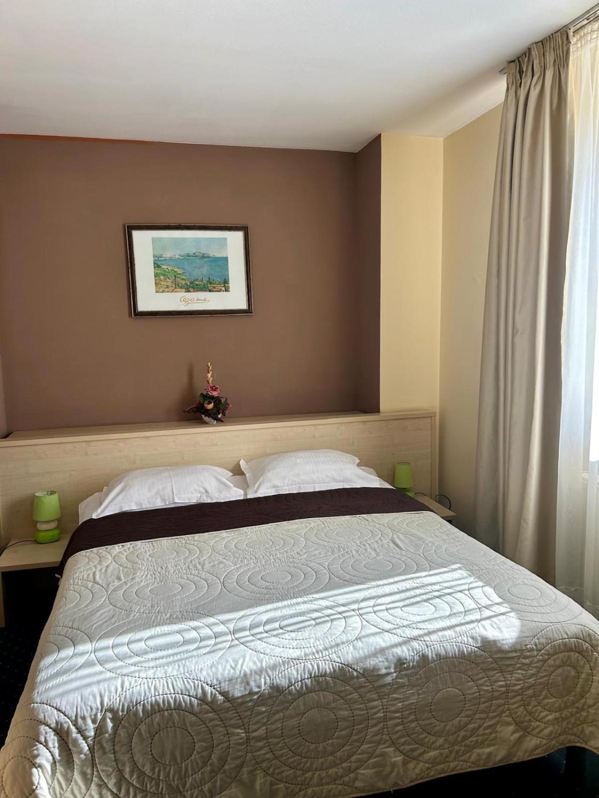 Hotel Pacific Timisoara Luaran gambar