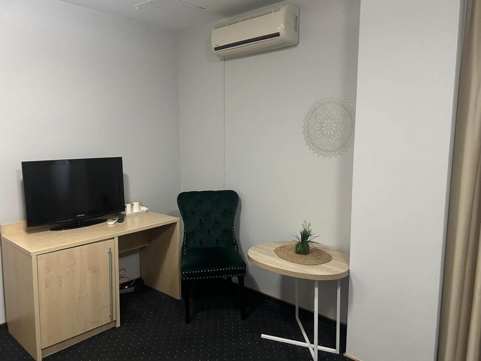 Hotel Pacific Timisoara Luaran gambar